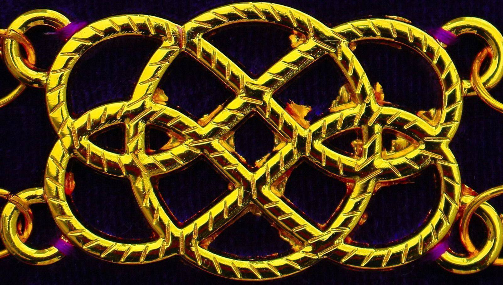 Grand Officers Blue Lodge Chain Collar - Gold Plated On Blue Velvet - Bricks Masons