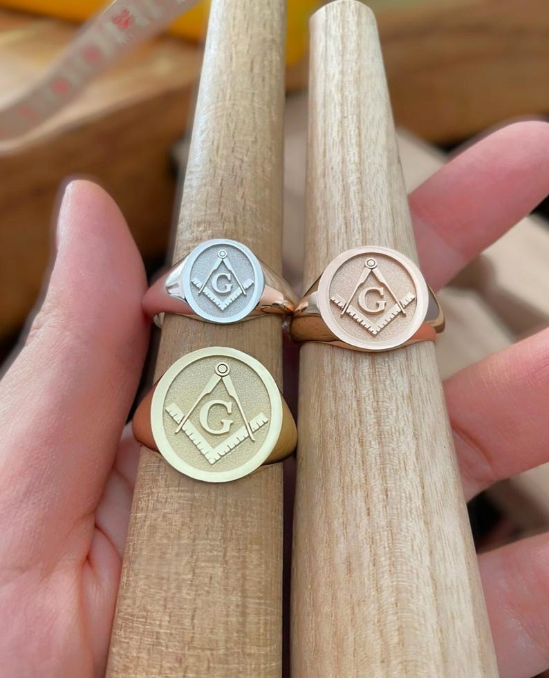 Master Mason Blue Lodge Ring - 14k & 18k Various Gold Colors - Bricks Masons