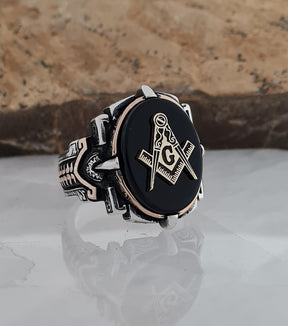Master Mason Blue Lodge Ring - Sterling Silver Masonic Garnet Zircon - Bricks Masons